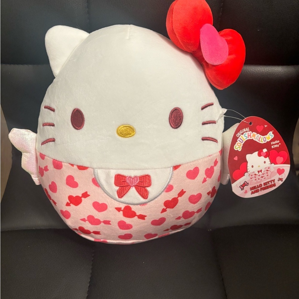 NWT Hello Kitty Cupid Valentine's Day Squishmallows 8”